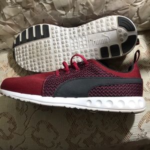 Men’s Puma tennis shoes